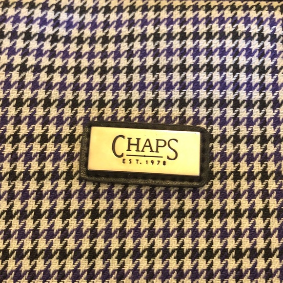 Chaps Black and Purple Overnight Travel Bag - Picture 2 of 9